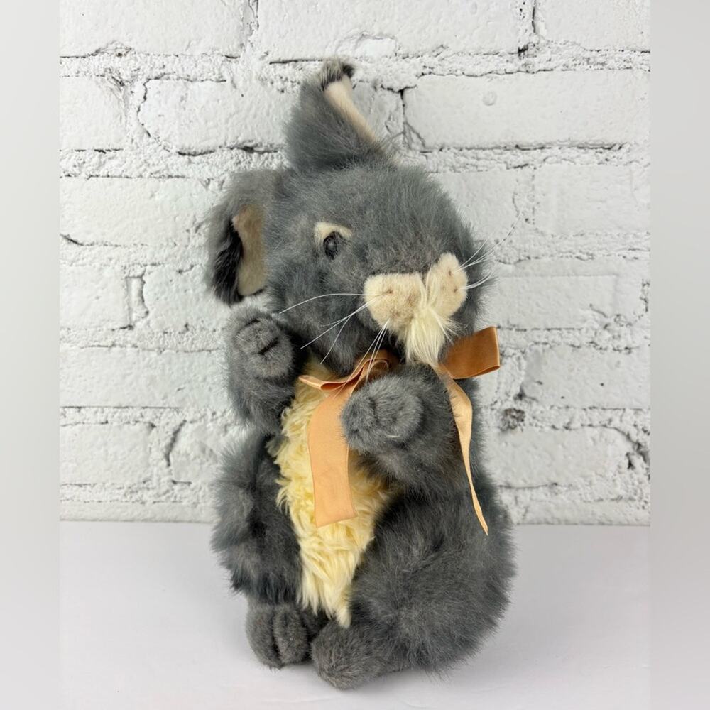 Vintage Dakin Applause Realistic Bunny Sitting Grey Plush 12”